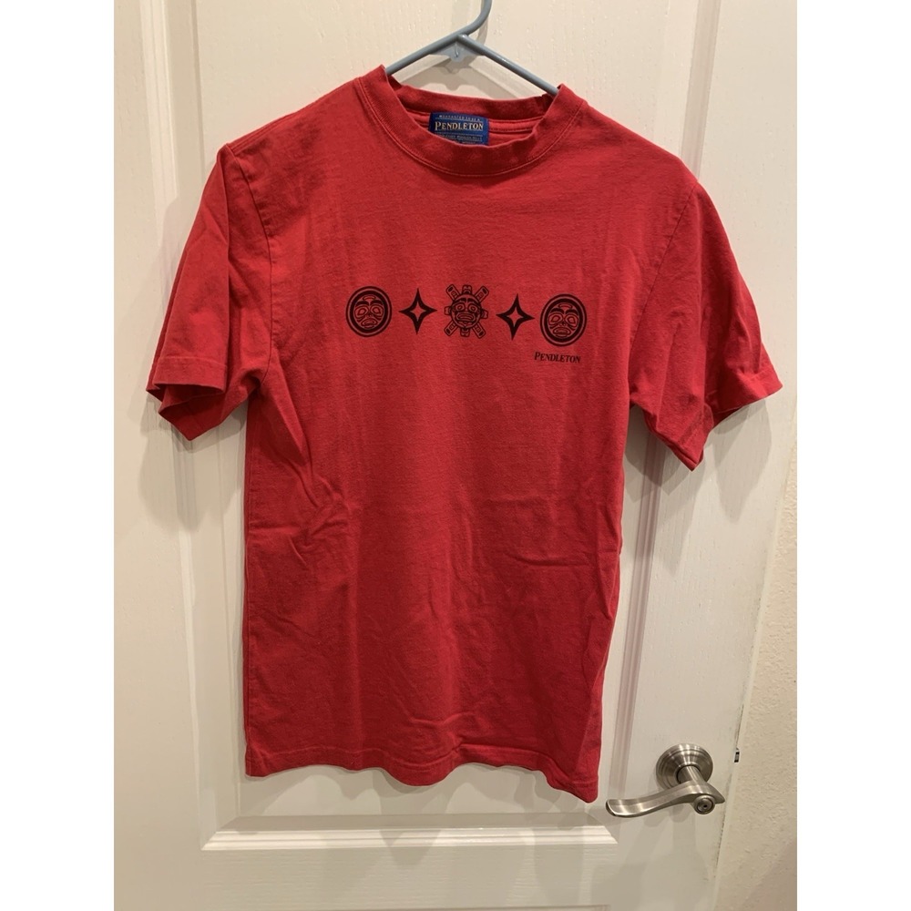 Pendleton  Red Design T-shirt‎ Size M